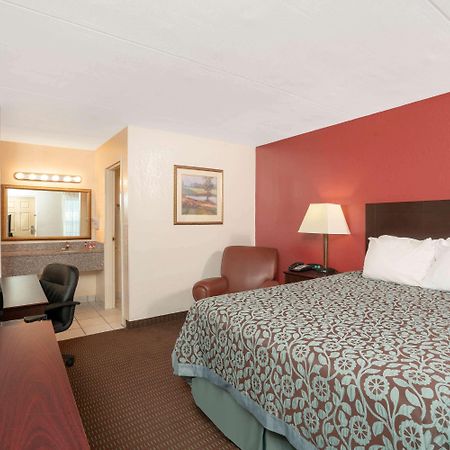 Days Inn By Wyndham Cave City Ngoại thất bức ảnh