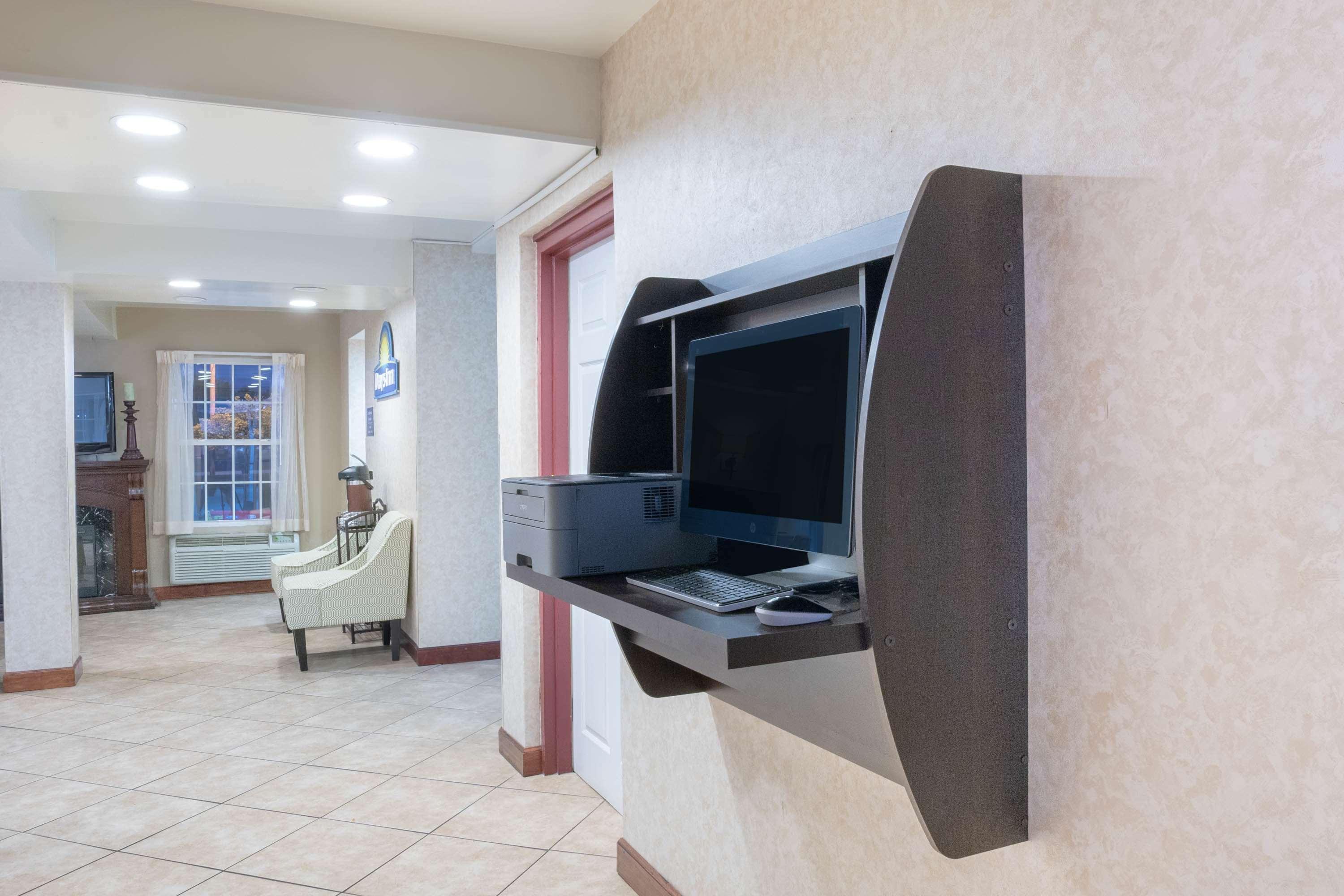 Days Inn By Wyndham Cave City Ngoại thất bức ảnh