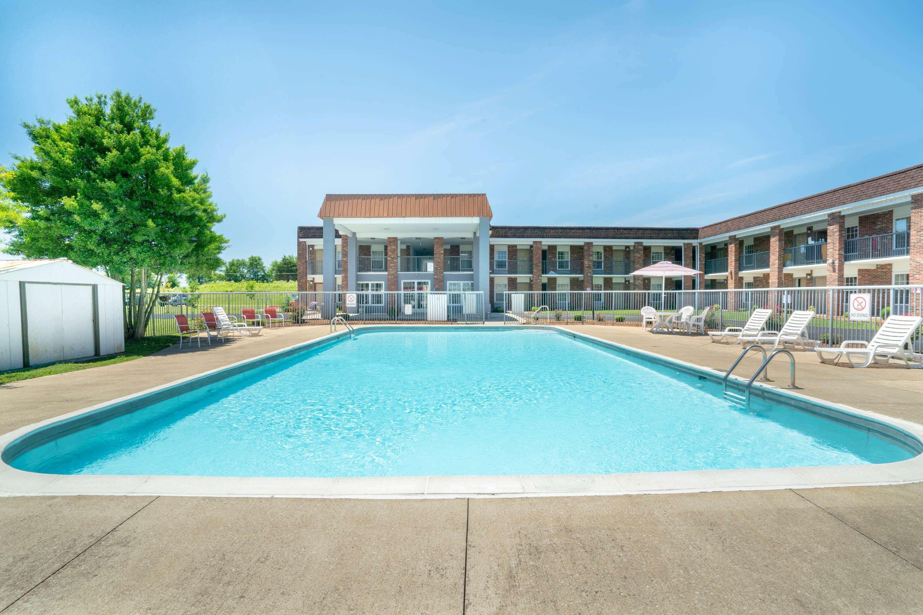Days Inn By Wyndham Cave City Ngoại thất bức ảnh